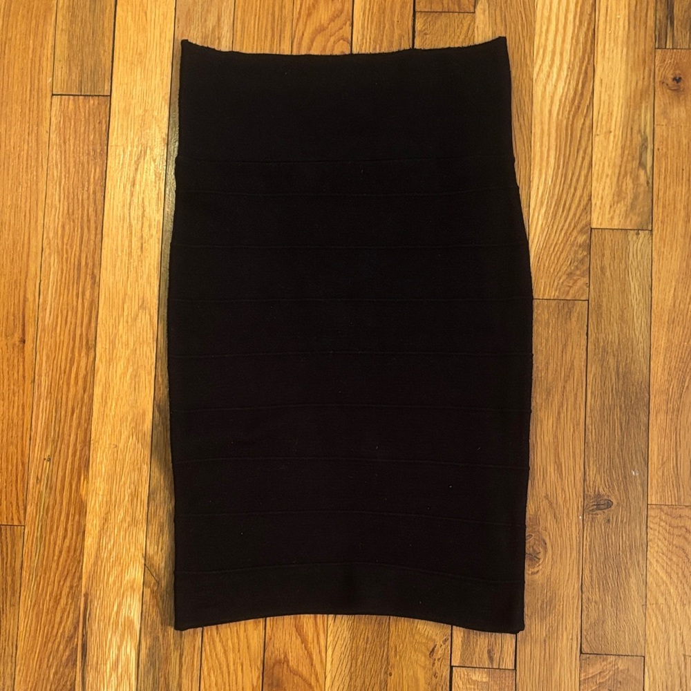 Forever 21 Black Ribbed midi Pencil Skirt